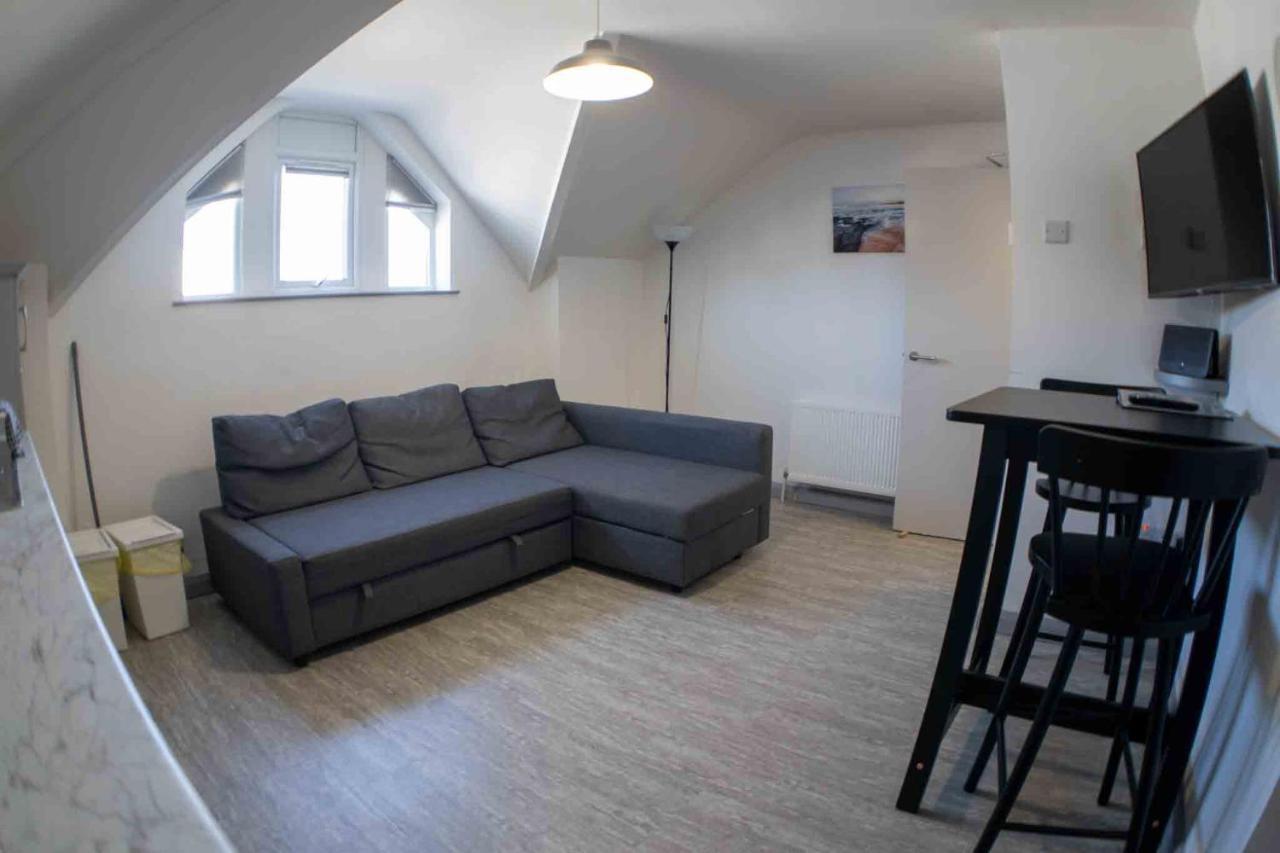 White Hall Portrush Esterno foto