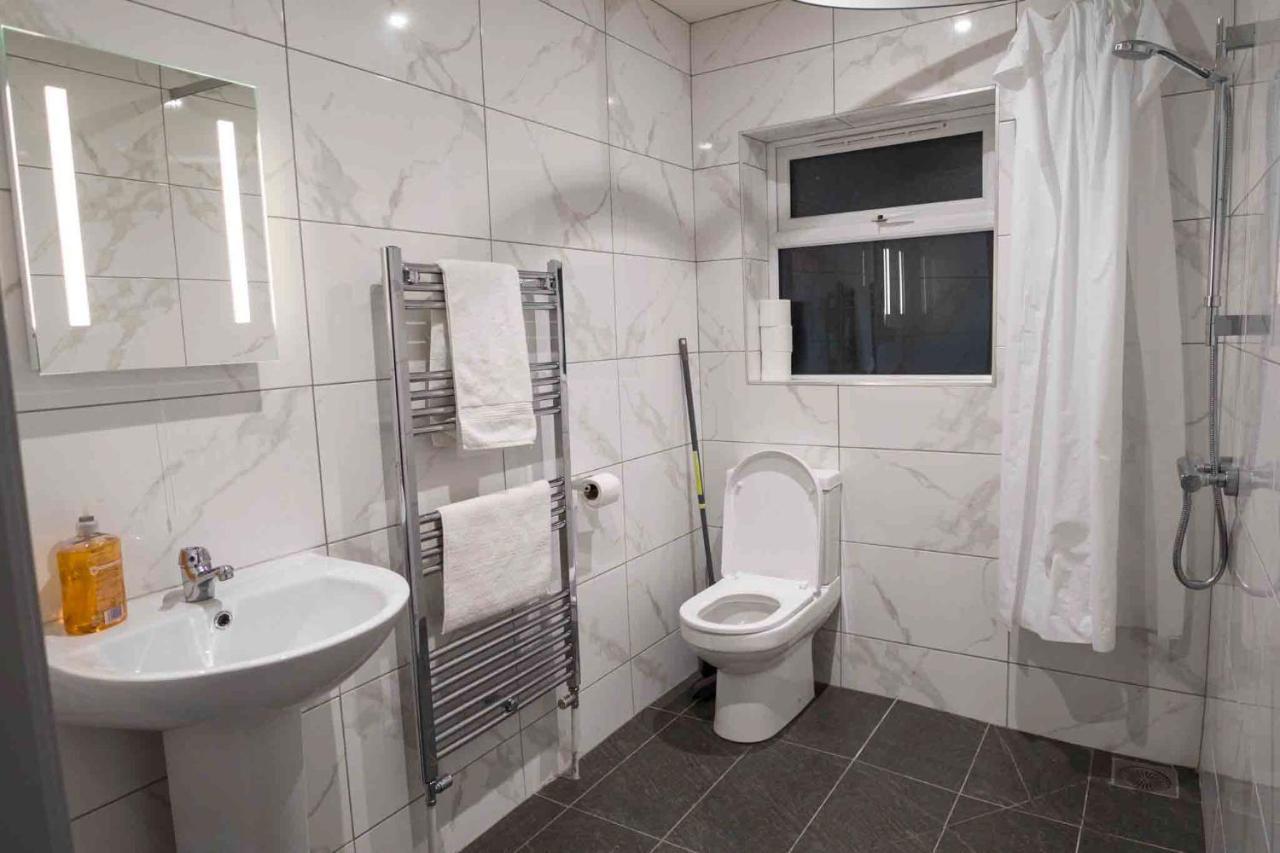 White Hall Portrush Esterno foto